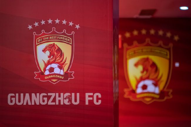 兴奋的夫人